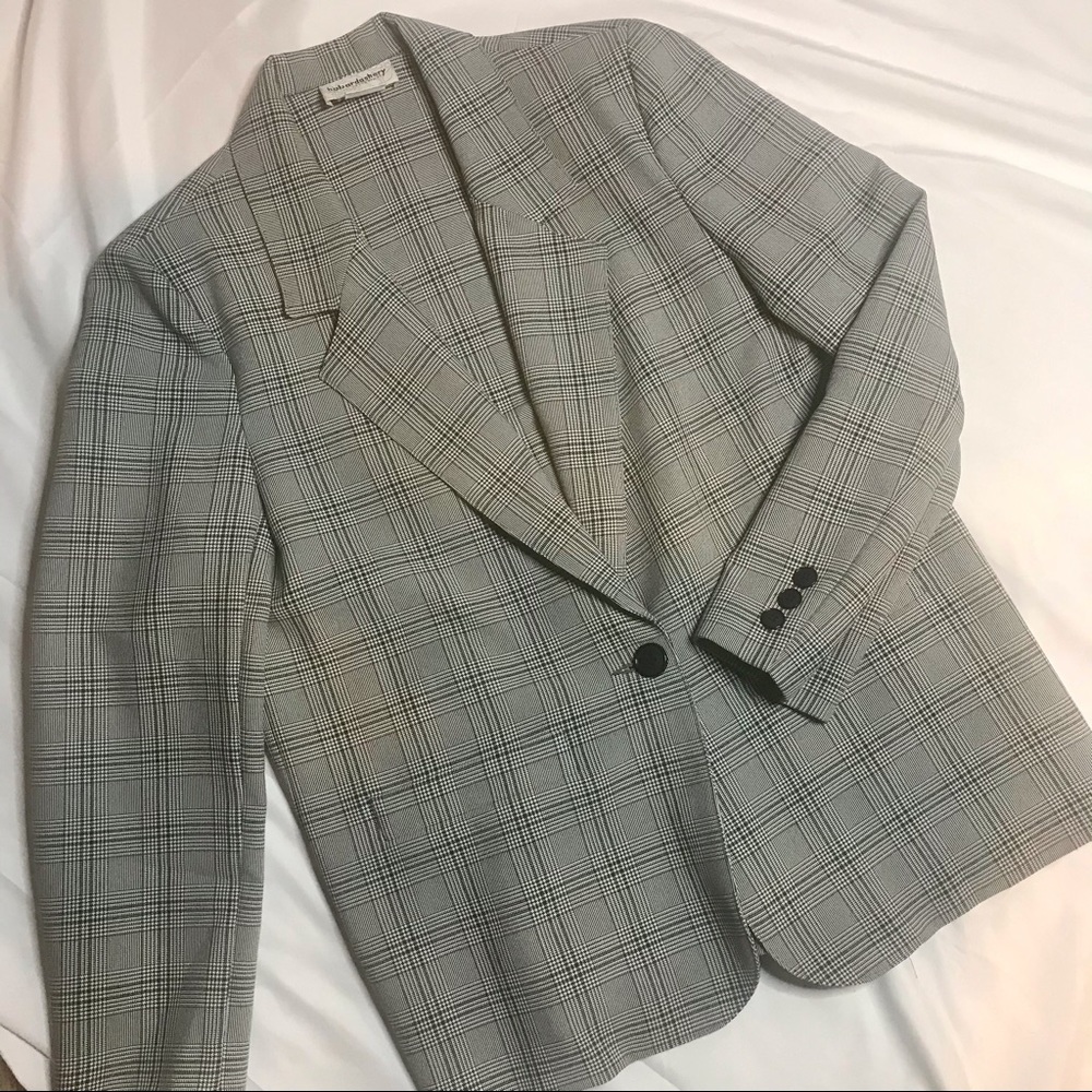 Vintage women’s haberdashery grey plaid blazer